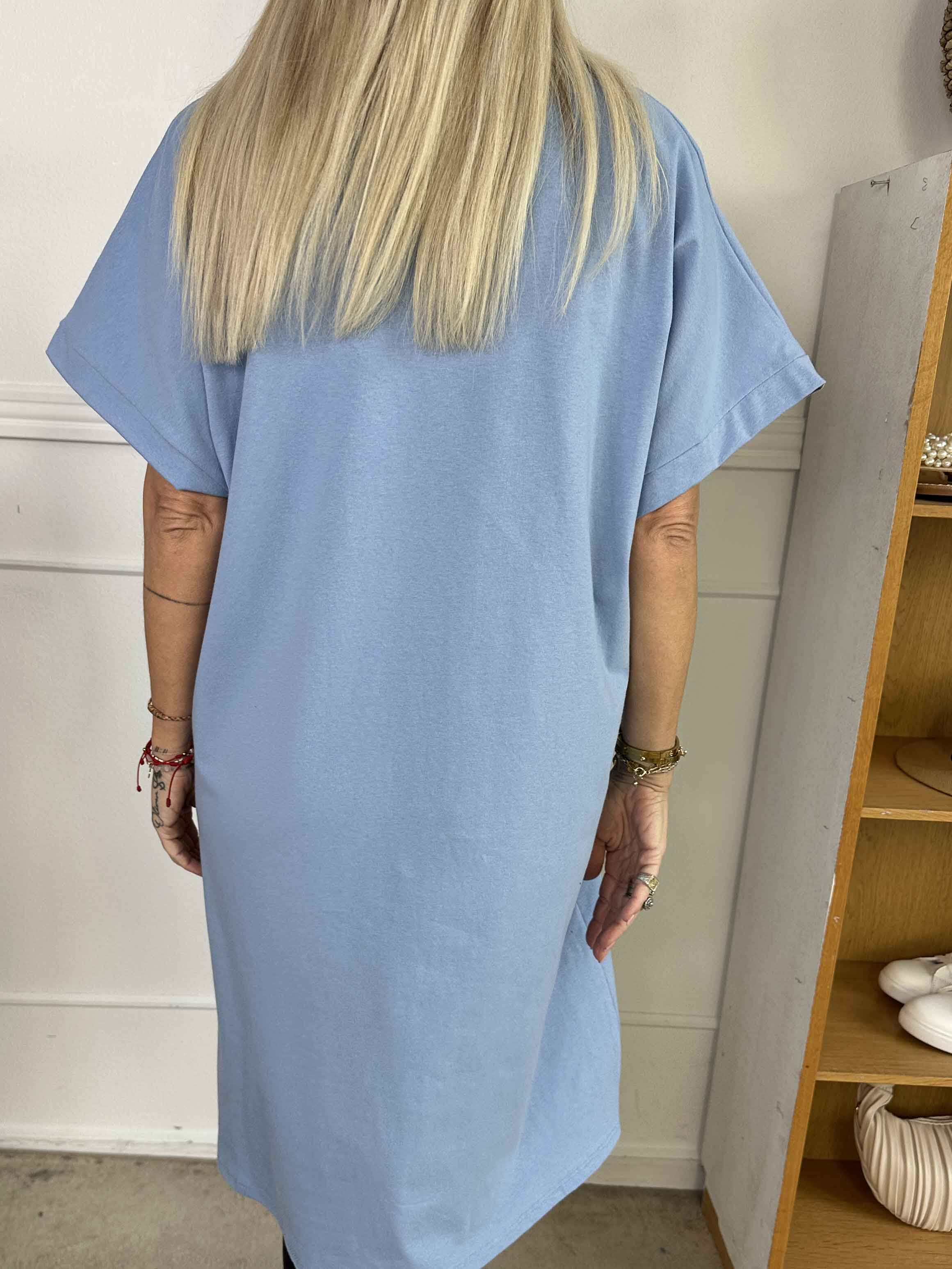 Tasmine - Brooklyn t-shirtklänning i mjuk bomull